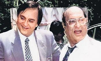 Jankidas Mehra (right) with actor Sunil Dutt