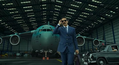 Akshay Kumar as seen in 'Bell Bottom'. (Photo | YouTube screengrab)