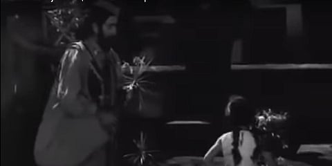 A still from Kabuliwala (1957)