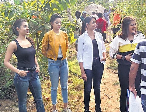 For the sequence in question, the actors had to swim downstream and jump onto tree branches for safety—and this caused cuts on their skin.