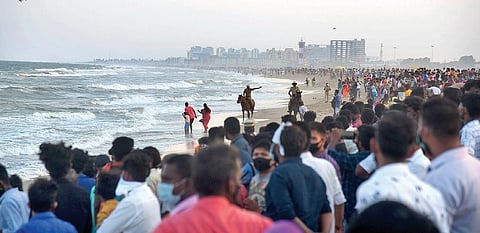 Crowd thronged Marina Beach as it reopened after a long hiatus | Martin Louis