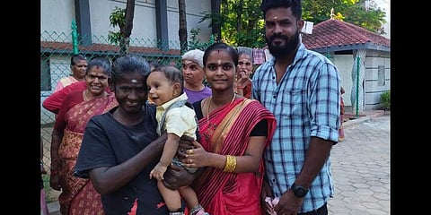 Anjali with her grandson Akilan, daughter and son-in-law | Express