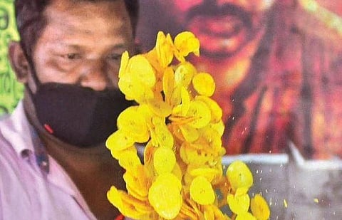 Notice served on 85 eateries for violating food safety laws