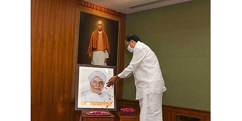 V-P for renewed efforts to promote Telugu