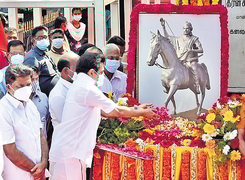 MK Stalin paying tribute to Dheeran Chinnamalai at Guindy. Ministers Ma Subramanian and PK Sekar Babu were also present | Ashwin Prasath