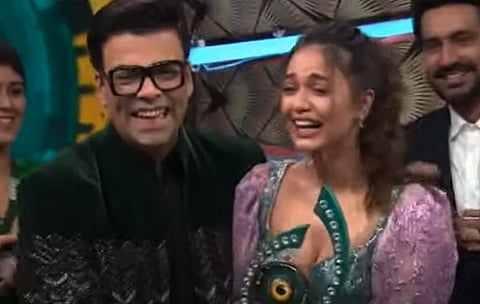 Agarwal takes home a cheque of Rs 25 lakh, the 'Bigg Boss' trophy and wins a place, along with the other four finalists. (Photo | YouTube screengrab)