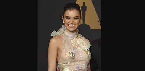 Hailee Steinfeld, Ella Purnell, Kevin Alejandro to voice Netflix's 'League Of Legends' inspired 'Arcane'