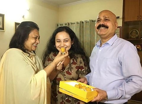 Ria Dabi with her parents (Photo | Ria Dabi, Instagram)