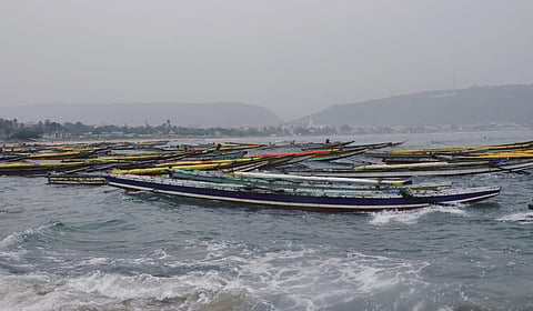 Heavy waves in sea due to cyclone Gulab on Sunday. (Photo | G Satyanarayana, EPS)