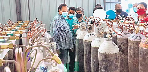 The government aims to set up liquid oxygen generation plants with a minimum capacity of 50 metric tonnes per unit.