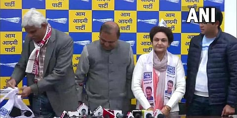 Former Indian cricketer Virendra Sehwag's sister Anju and activist Arvind Chandela join AAP