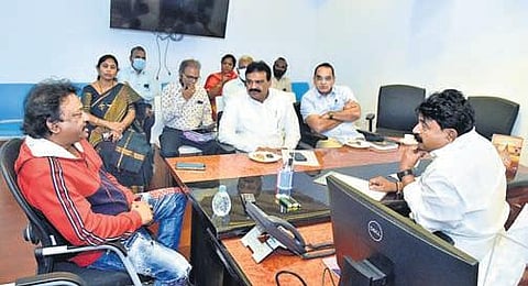 Film director Ram Gopal Varma meet Cinematography minister Perni Venkataramaiah at Secretariat in Velagapudi on Monday, Jan 10, 2022. (Photo I EPS, P Ravindra Babu)