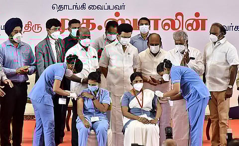 Booster doses being administered to frontline workers and senior citizens after launch of the drive by Chief Minister MK Stalin. (Photo | P Jawahar, EPS)