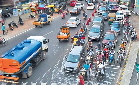 New traffic regulations at Vyttila from Jan 16