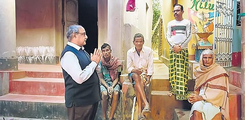 Duryodhana Mohanty seeking the cooperation of villagers for the upcoming polls (Photo| Express)