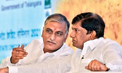 Finance Minister T Harish Rao and State Planning Board Vice-Chairman B Vinod Kumar at a seminar organised by NABARD on Friday. (File photo | Vinay Madapu)