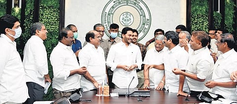 CM YS Jagan Mohan Reddy holds talks with employees association leaders at his camp office in Tadepalli on Friday, Jan 7, 2021. (Photo I Express)