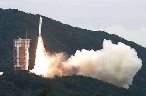 The Epsilon-6 rocket blasts off from the Uchinoura Space Center in Kimotsuki town, Kagoshima prefecture, southern Japan. (Photo | AP)