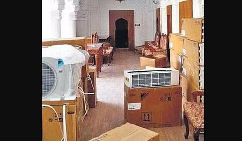 Saving Rani Bakhri or crushing it with hotel plan, ask heritage lovers