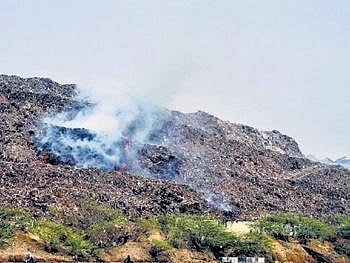 The quantity of legacy waste at the three landfill sites Ghazipur, Bhalswa and Okhla amount to 300 lakh metric tonnes