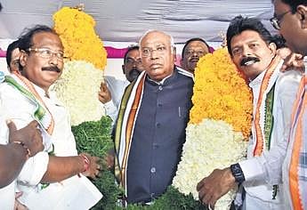 Mallikarjun Kharge at Sathyamoorthi Bhavan in Chennai on Friday | P Jawahar