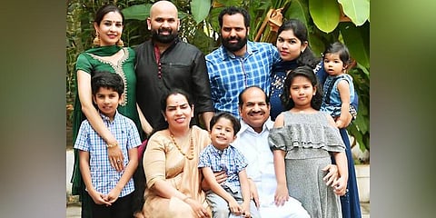 Kodiyeri Balakrishnan with his family members.
