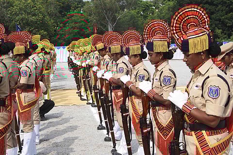 Home Minister Mahmood Ali and DGP Mahender Reddy pay tribute at the Police Martyr’s Memorial at Goshamahal in Hyderabad. (Photo | R V K Rao, EPS)