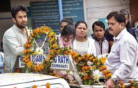 Mortal remains of veteran actor Nipon Goswami being taken to his residence from a hospital, in Guwahati, Thursday, Oct. 27, 2022. (Photo | PTI)