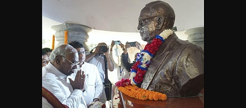 Congress President Mallikarjun Kharge pays tribute to Dalit leader late Dr. BR Ambedkar at his memorial in New Delhi. (Photo | PTI)