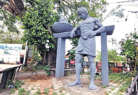 A sulpture at Athani