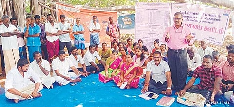 A grama sabha meeting being held in Tiruchy on Sunday | Express