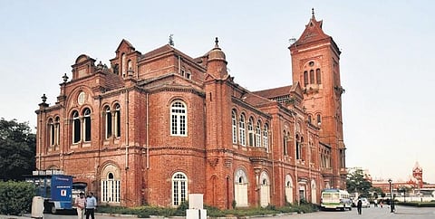 The building suffered “settlement issues” after the recent underground Metro rail work and two vertical cracks developed on the north and south facades | P Jawahar