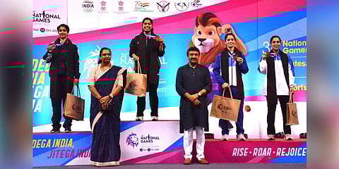 Knowing fully that the pain could trouble her, Aakarshi decided to compete at the ongoing 2022 National Games to contribute to her state's medal tally.