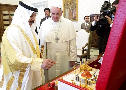 Pope Francis, (R), with Bahrain's King Hamad bin Isa Al Khalifa during a private audience at the Vatican, May 19, 2014. (File Photo | AP)