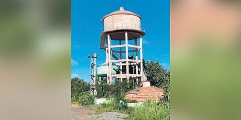 Overhead tank of Bhanpur pipe water supply project lying unused. (Photo | Express)