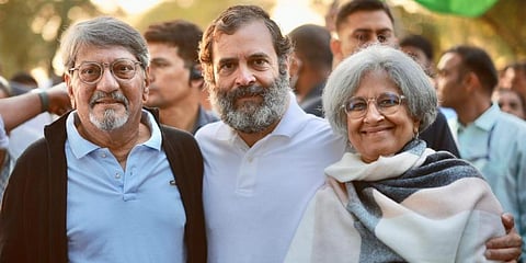 Congress leader Rahul Gandhi with filmmaker Amol Palekar and his wife Sandhya Gokhale during the party's 'Bharat Jodo Yatra', in Buldhana district. (Photo | PTI)