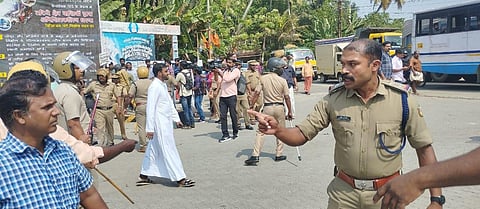 The police stationed at the spot managed to maintain law and order.