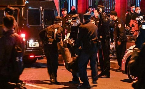 BBC journalist arrested, beaten while covering anti-lockdown protest in China