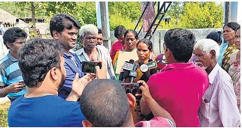 Farmers speak to mediapersons in Bhadradri-Kothagudem district on Monday  ​