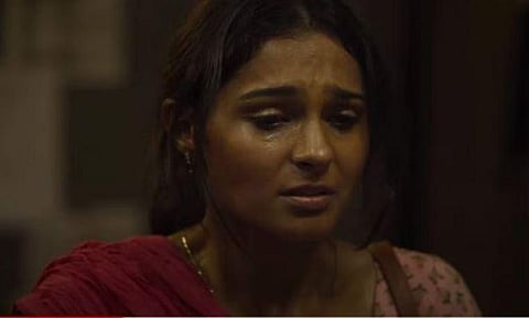 Andrea Jeremiah in Anel Meley Pani Thuli .