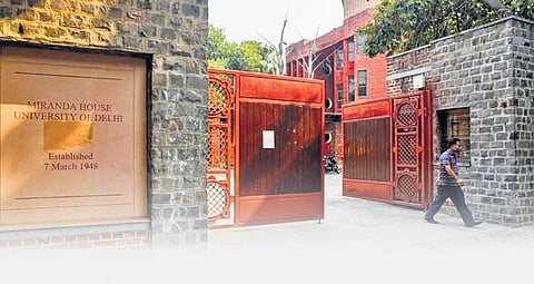 Delhi University: Mid-entry admission from today 