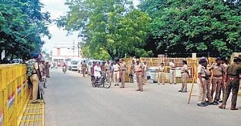 Police vigil when anti-Sterlite protesters came to petition the collector | Express