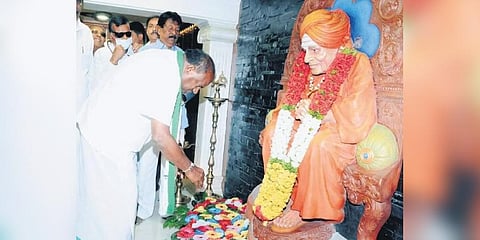 HD Kumaraswamy on Thursday launched the Tumakuru leg of his party’s pancharatna yatra ahead of the 2023 Assembly elections.