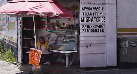 After court setback, migrants cling to hopes of reaching US