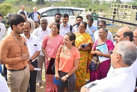 A section of advocates blocked the road in front of Coimbatore Central prison and demanded that the prison department to remove the intercom facility provided for prisoners. (Photo | EPS)