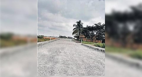 The main arterial road passes through Kempegowda Layout and connects Magadi Road with Mysuru Road | Express