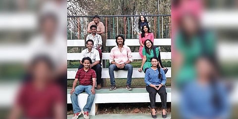 Mid-90s & college: An ideal cinematic watch