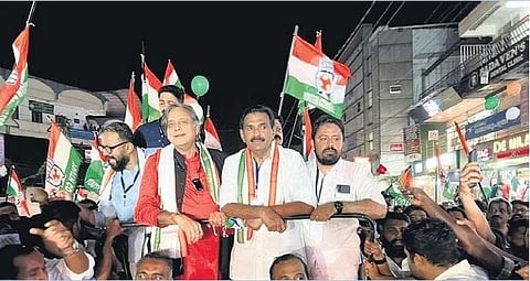 Kerala: Tharoor to speak at anti-Vizhinjam seaport protest