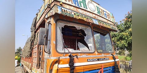 Karnataka-Maharashtra border dispute spirals; MH trucks targeted, Ministers' Belagavi visit cancelled