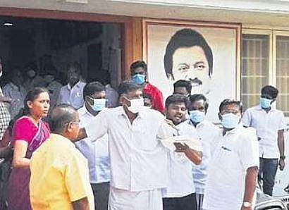 Congress MP Jothimani and supporters walking out of the meeting | Express